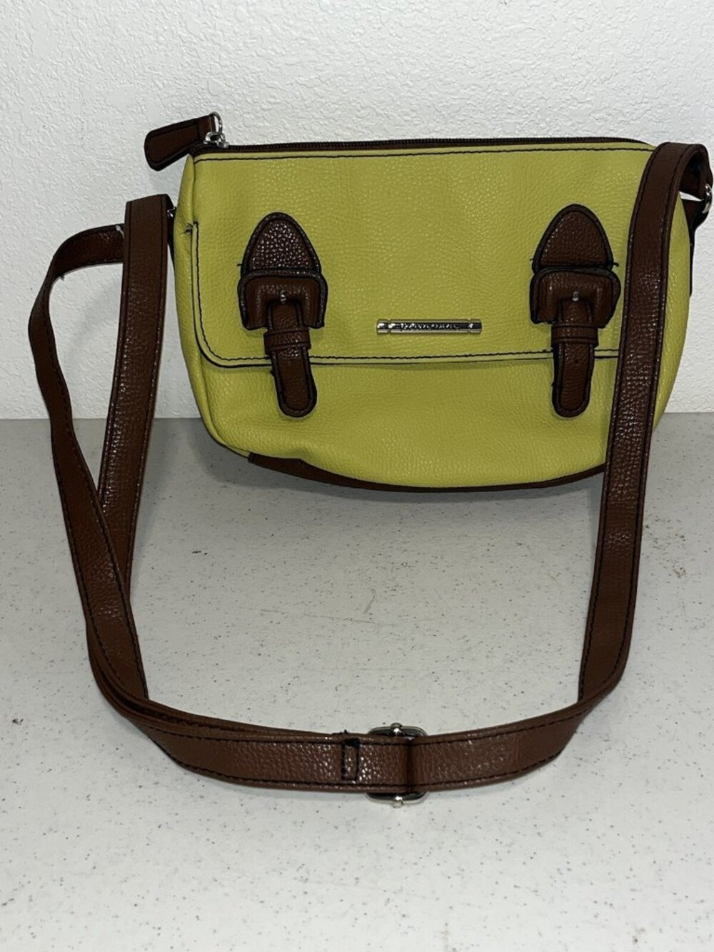 Jaclyn Smith Brown Crossbody Bag Purse hang tags